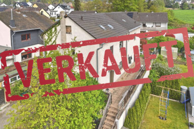 Wie zwei Einfamilienhäuser – Sanierungsbedürftiges 2-Familienhaus in Alfter Impekoven