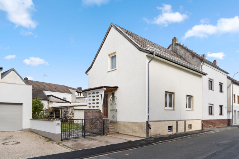 Charmantes Einfamilienhaus mit Potenzial – Sankt Augustin, Am Lindenhof